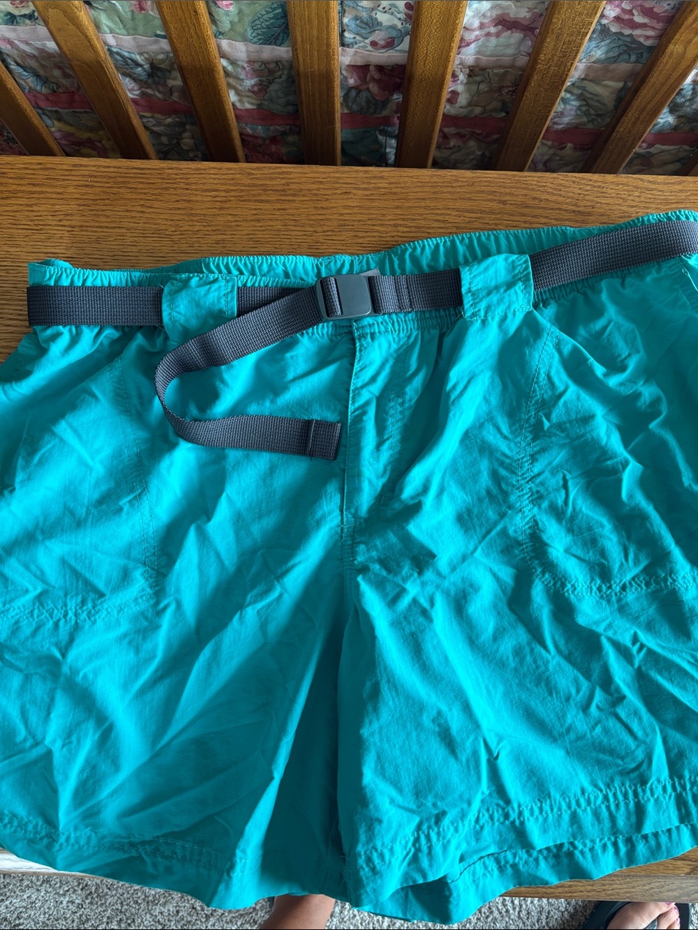 Women’s Athletic Shorts in Teal with Built-In Webbing Belt